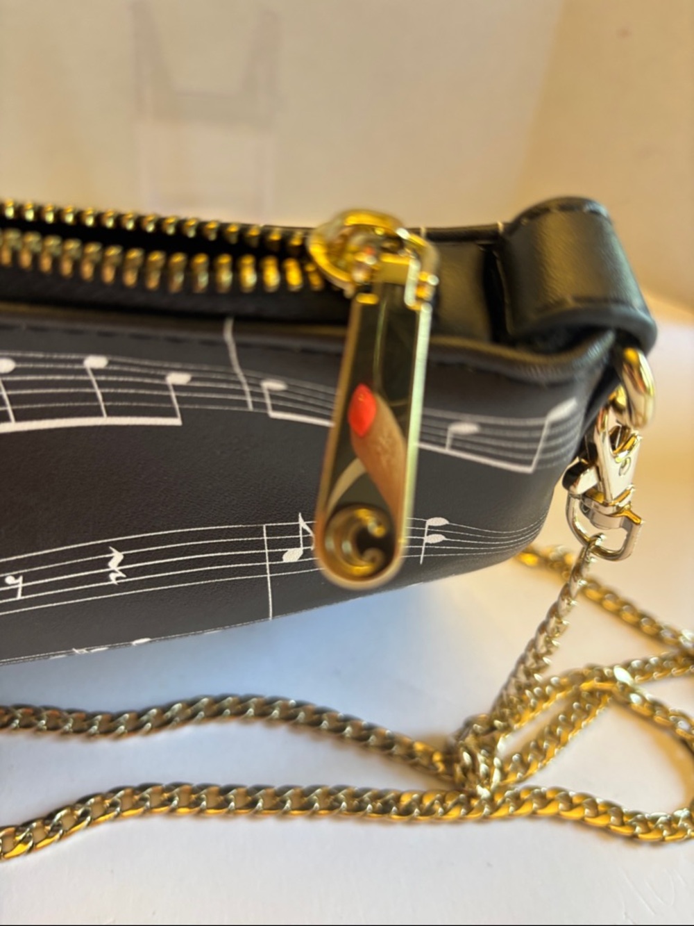 Charming Charlie Music-Print Crossbody Bag NWOT - Picture 4 of 7